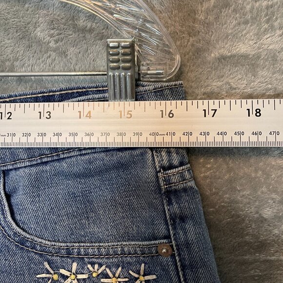 GAP 1969 Women Girly Boho Daisy Original Best Girlfriend Denim Cut Off Short 28 - Picture 8 of 12